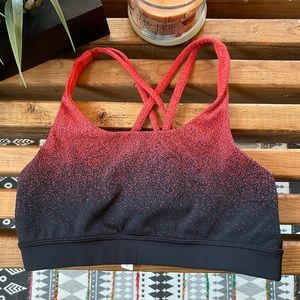 Lululemon sports bra 🖤🖤 size 6